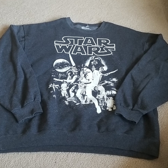 Star Wars sweatshirt